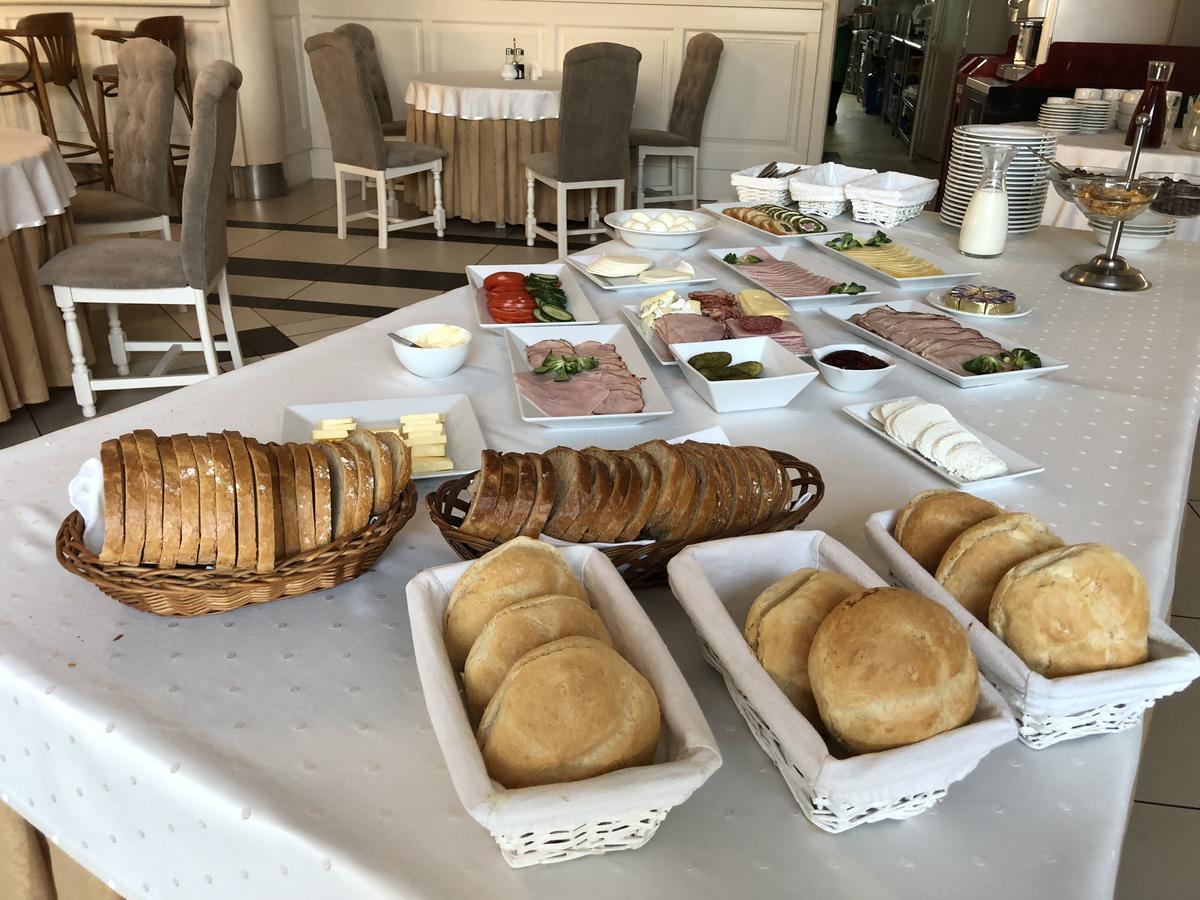 Hotel Malwa أوستروف فيلكابورسكي المظهر الخارجي الصورة